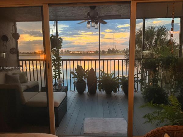 605 Ives Dairy Rd #205-7, Unincorporated Dade County, Florida 33179, image 1