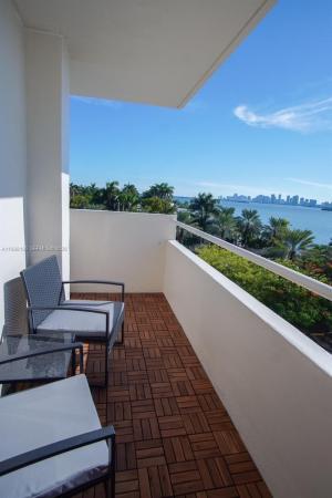 Bayshore Yacht & Tennis Club, 7904 West Dr #501, North Bay Village, Florida 33141, image 2