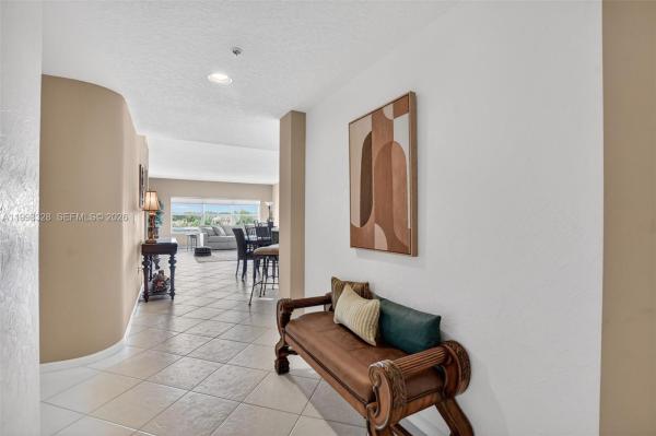 5938 Crystal Shores Dr #301, Boynton Beach, Florida 33437, image 2