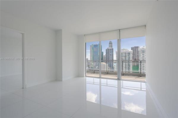 Mint At Riverfront, 92 SW 3rd St #3512, Miami, Florida 33130, image 2