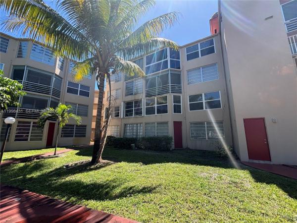 1501 NE 191st St #C211, Unincorporated Dade County, Florida 33179, image 1