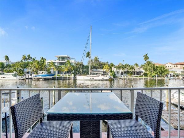 Cromwell East, 1777 SE 15th St #217, Fort Lauderdale, Florida 33316, image 1