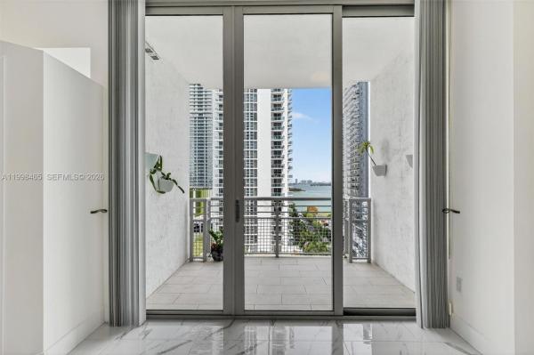 Edgewater Lofts, 2200 NE 4th Ave #1003, Miami, Florida 33137, image 2