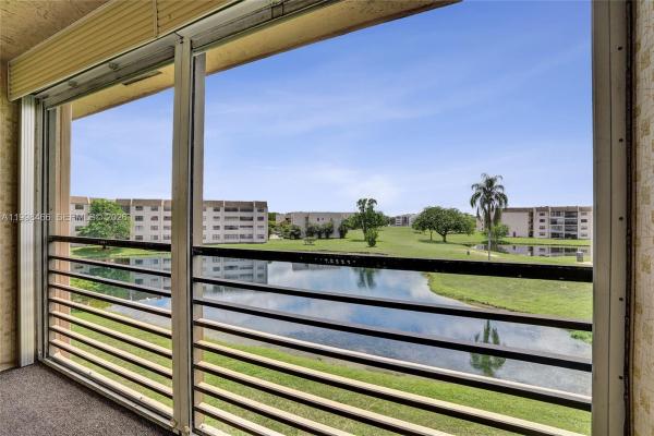 Sunrise Lakes 4, 10100 NW 30th Ct #310, Sunrise, Florida 33322, image 1