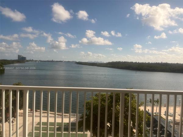 Arlen House Central, 300 Bayview Dr #516, Sunny Isles Beach, Florida 33160, image 3