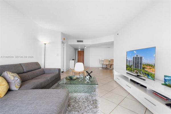 Harbor Tower At The Waterways, 3598 Yacht Club Dr #601, Aventura, Florida 33180, image 2