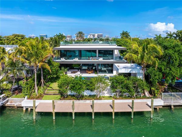 Bay Harbor Islands Residential, 9640 W Broadview Dr, Bay Harbor Islands, Florida 33154, image 3
