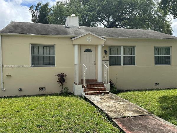 900 NW 75th St, Unincorporated Dade County, Florida 33150, image 1