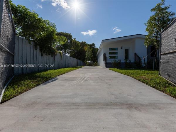 Seaboard Highlands, 404 NW 15th Ave, Pompano Beach, Florida 33069, image 3