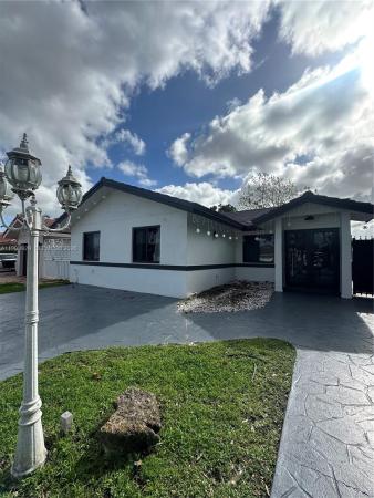 5923 SW 147th Pl, Unincorporated Dade County, Florida 33193, image 1