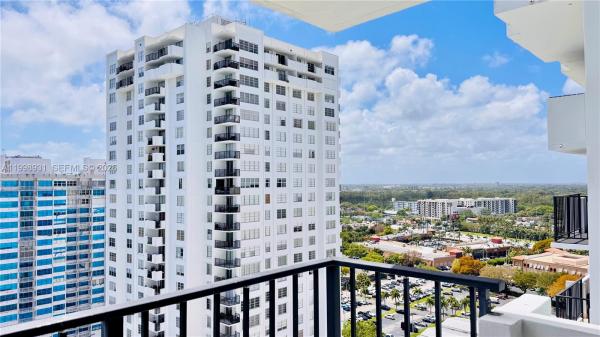 Commodore Plaza Century, 2780 NE 183rd St #2012, Aventura, Florida 33160, image 3