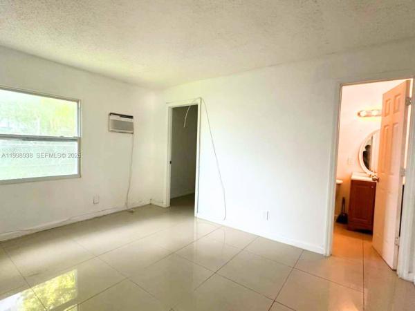 Progresso Village, 623 NW 3rd Ave #1-3, Fort Lauderdale, Florida 33311, image 1