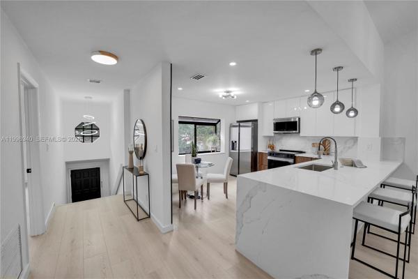 7736 La Mirada Dr, Boca Raton, Florida 33433, image 3
