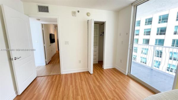 The Club At Brickell Bay, 1200 Brickell Bay Dr #1702, Miami, Florida 33131, image 2