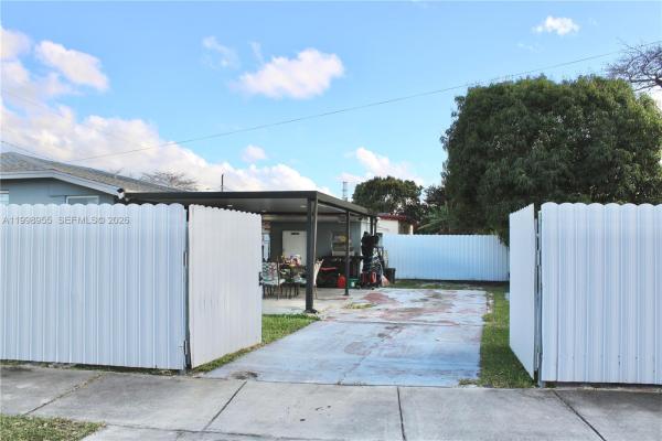 17710 SW 102nd Ave, Unincorporated Dade County, Florida 33157, image 1