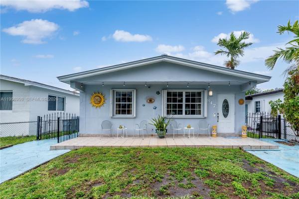 Kraftlawn, 847 W 34th St, Hialeah, Florida 33012, image 1