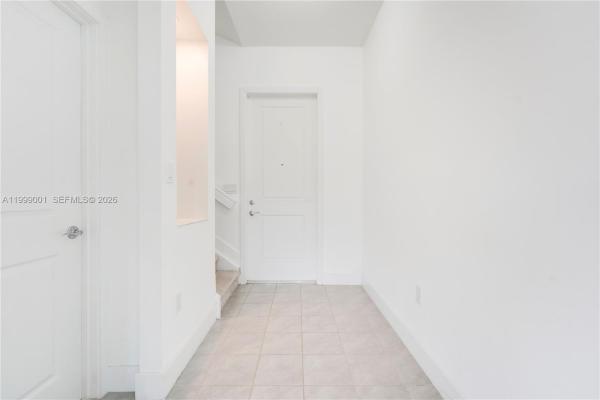 5546 Agostino Way, Naples, Florida 34142, image 2
