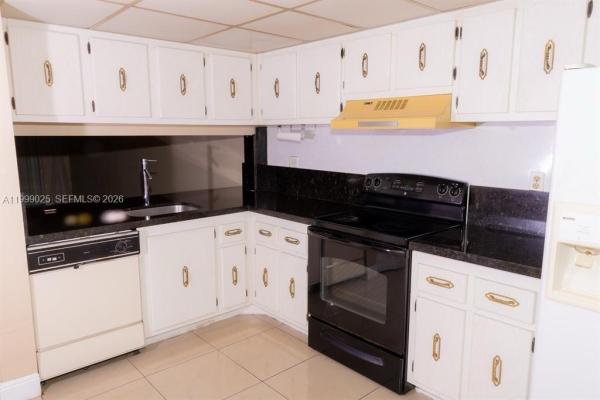 The Greens Of Tamarac, 8842 W Mcnab Rd #302, Tamarac, Florida 33321, image 2
