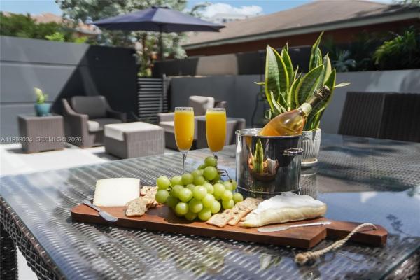 Cassa Brickell, 201 SW 17th Rd #311, Miami, Florida 33129, image 1