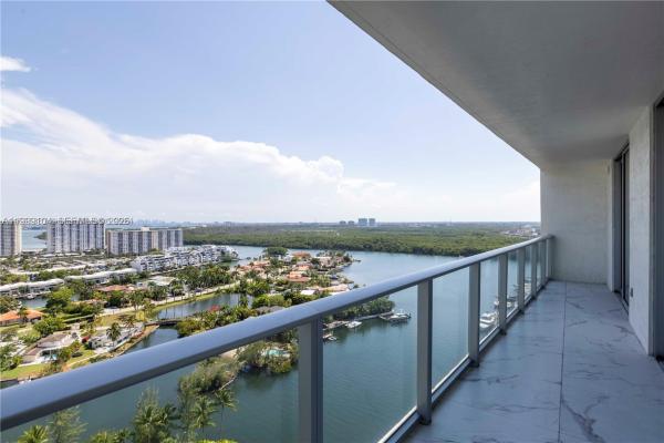 Parque Towers, 300 Sunny Isles Blvd #4-2006, Sunny Isles Beach, Florida 33160, image 1