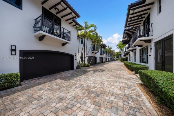 Grove Enclave, 3067 Indiana St #17, Miami, Florida 33133, image 3