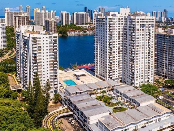 Commodore Plaza Century, 2780 NE 183rd St #1802, Aventura, Florida 33160, image 1