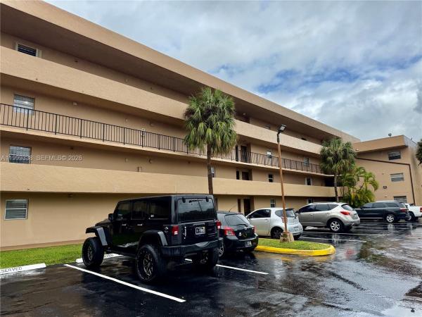 706 NW 87th Ave #205, Unincorporated Dade County, Florida 33172, image 2