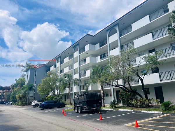 Sunrise Island, 4025 N Nob Hill Rd #508, Sunrise, Florida 33351, image 1