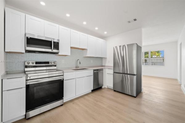 Boulevard Gardens, 3061 NW 2nd St, Fort Lauderdale, Florida 33311, image 1