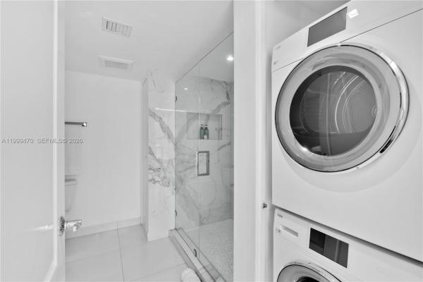 The Club At Brickell Bay, 1200 Brickell Bay Dr #2017, Miami, Florida 33131, image 1