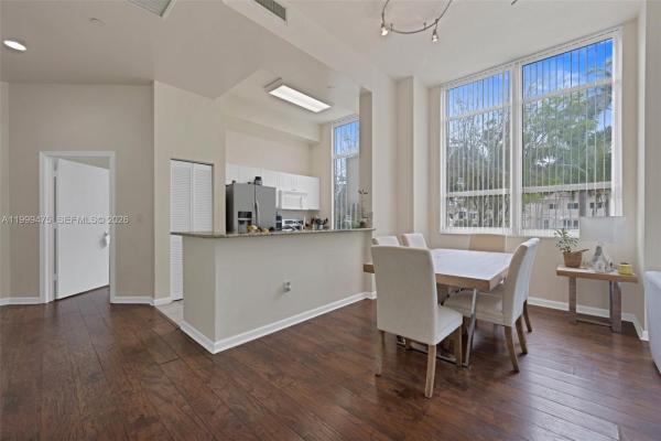 Turnberry On The Green, 19501 W Country Club Dr #208, Aventura, Florida 33180, image 3