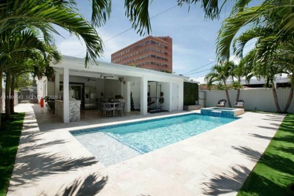 Silver Bluff Homesites, 3675 SW 26th St, Miami, Florida 33133, image 1