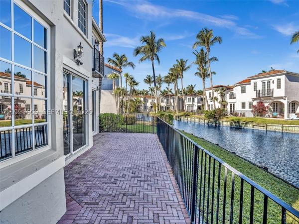 Aventura Lakes, 20780 NE 32nd Ave, Aventura, Florida 33180, image 2