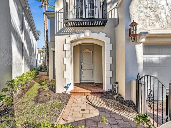 Aventura Lakes, 20780 NE 32nd Ave, Aventura, Florida 33180, image 2