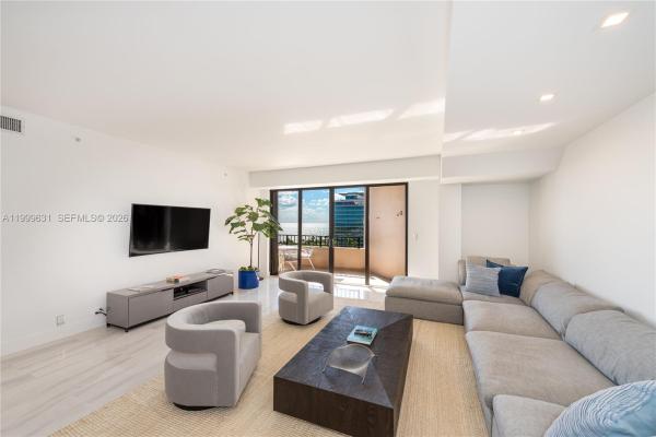 Tidemark At Key Colony, 201 Crandon Blvd #923, Key Biscayne, Florida 33149, image 1