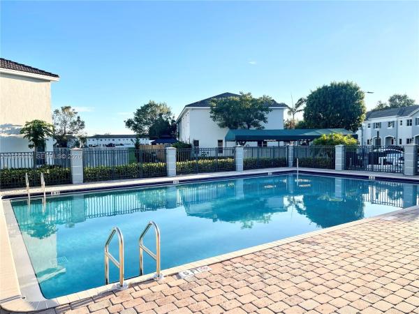 1635 SE 31st Ct, Homestead, Florida 33035, image 2