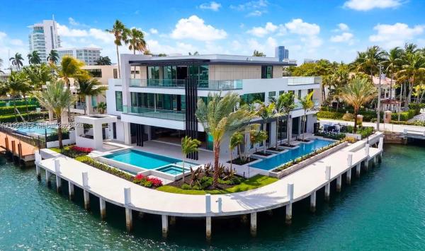 Lucille Island, 1400 W Lake Dr, Fort Lauderdale, Florida 33316, image 1