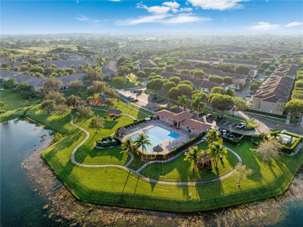 Towngate, 2263 SE 25th Ave, Homestead, Florida 33035, image 1