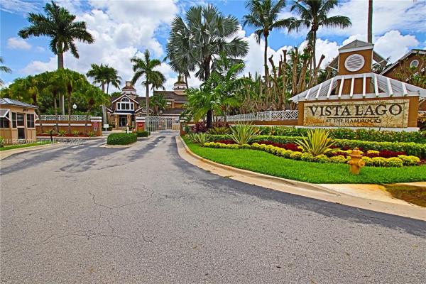 Vista Lago At The Hammocks, 10681 SW 156th Pl #402, The Hammocks, Florida 33196, image 2