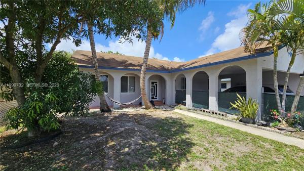 West Moorland, 117 NW 11th Ave, Dania Beach, Florida 33004, image 1