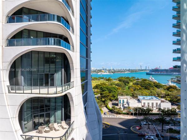 One Thousand Museum, 1000 Biscayne Blvd #1201, Miami, Florida 33132, image 2