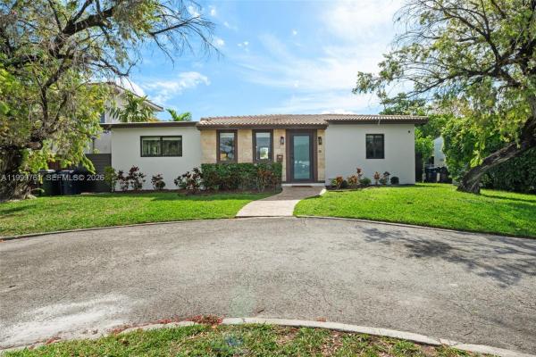 Hialeah Golf Course, 281 Pocatella St, Miami Springs, Florida 33166, image 1