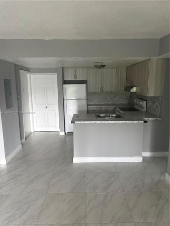 Crystal Lake, 3901 NW 9th Ave #2, Deerfield Beach, Florida 33064, image 1