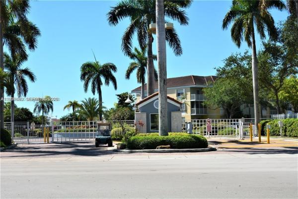 Le Club At Old Cutler, 8590 SW 212th St #203, Cutler Bay, Florida 33189, image 1
