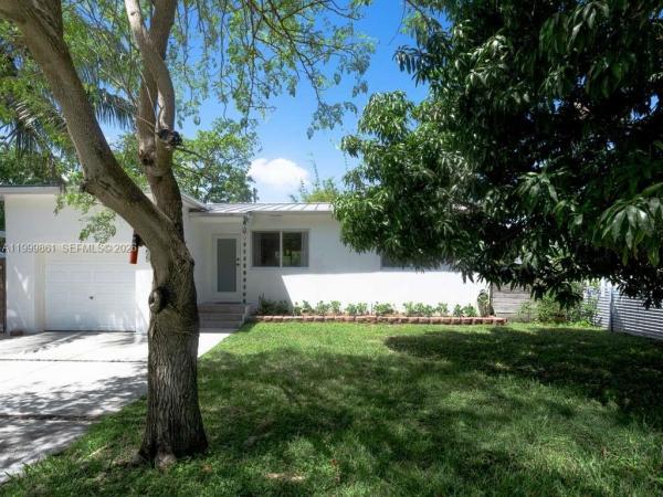 455 NE 111th St, Unincorporated Dade County, Florida 33161, image 3