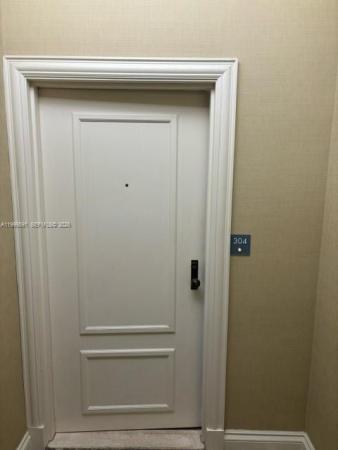 Tidemark At Key Colony, 201 Crandon Blvd #304, Key Biscayne, Florida 33149, image 1