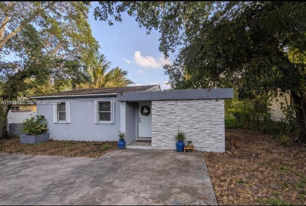 442 NE 162nd St, Unincorporated Dade County, Florida 33162, image 1