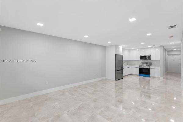 15685 SW 82nd Cir Ln #28, Unincorporated Dade County, Florida 33193, image 1