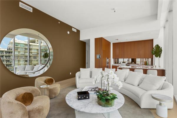 175 SE 25th Rd #1501, Miami, Florida 33129, image 2