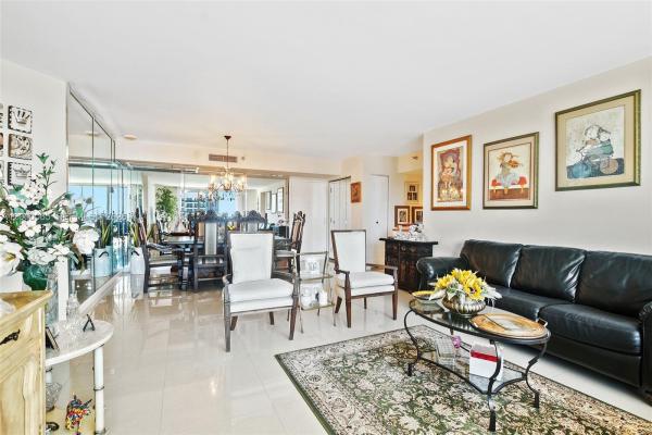 Mystic Pointe Tower 200, 19101 NE 36th Ct #1602, Aventura, Florida 33180, image 2